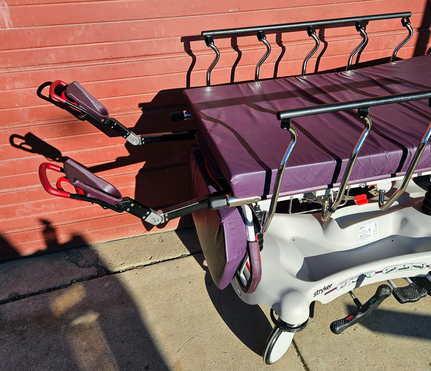 STRYKER 1061 GYNNIE OB/GYN HOSPITAL EMERGENCY TRANSPORT GURNEY WARRANT FREESHIP