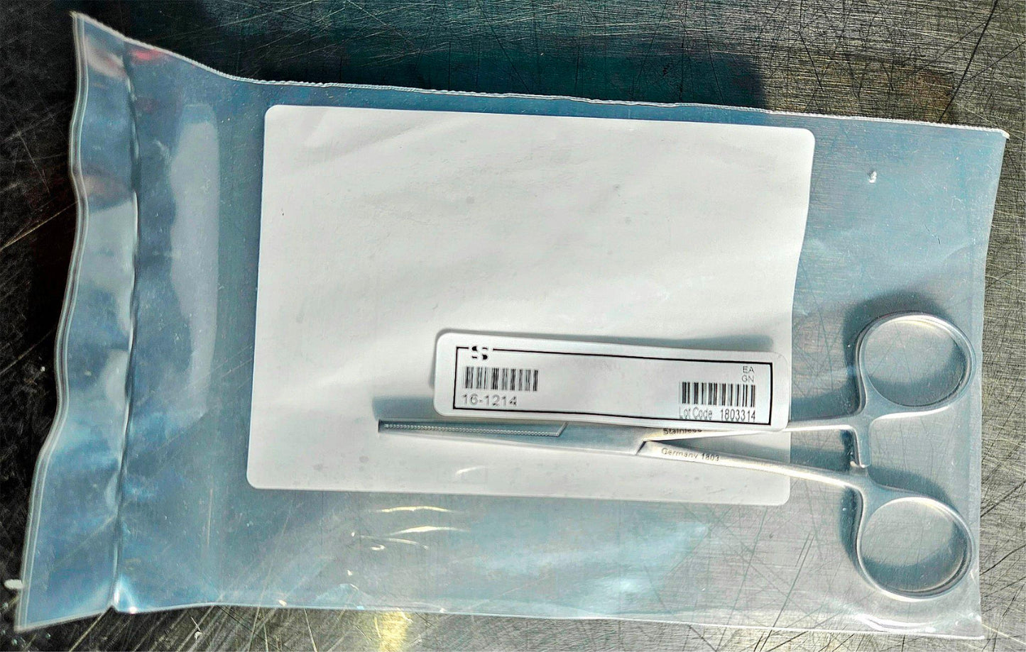 NEW SYMMETRY SURGICAL KOSHER HEMOSTATIC FORCEPS STRAIGHT 1 X 2 TEETH FREE SHIP