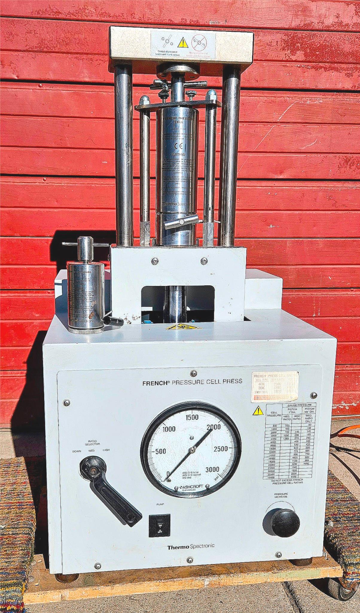 THERMO IEC LAB FRENCH PRESS 3000psi & 2 PRESSURE CELLs 90DAYWARRANTY WATCH VIDEO