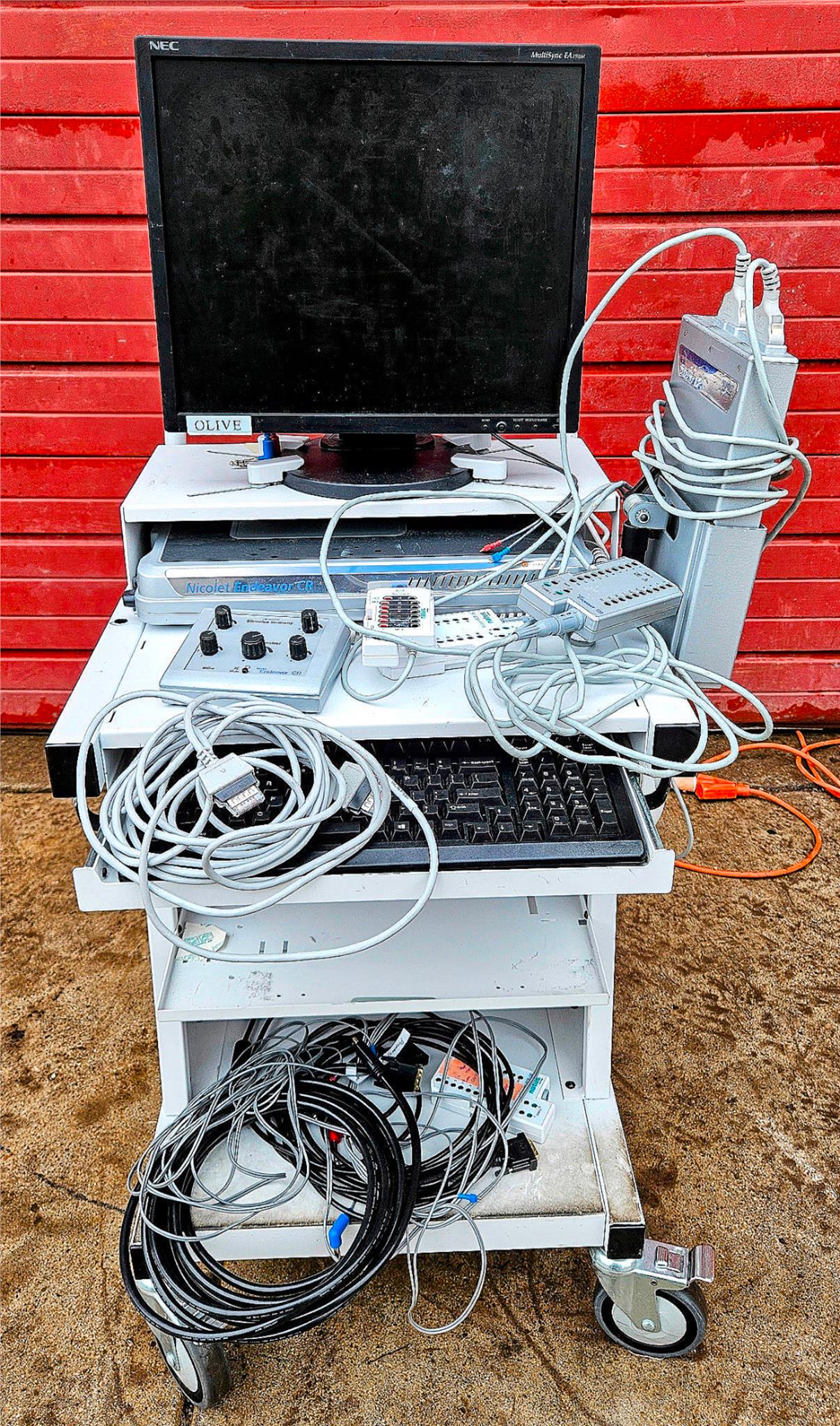 CAREFUSION VIASYS NICOLET ENDEAVOR CR IOM INTRAOPERATIVE MONITOR SYSTEM LOADED