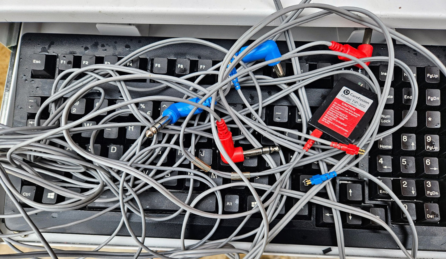 CAREFUSION VIASYS NICOLET ENDEAVOR CR IOM INTRAOPERATIVE MONITOR SYSTEM LOADED