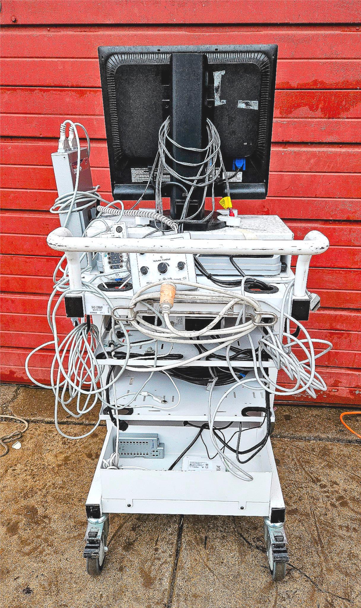 CAREFUSION VIASYS NICOLET ENDEAVOR CR IOM INTRAOPERATIVE MONITOR SYSTEM LOADED