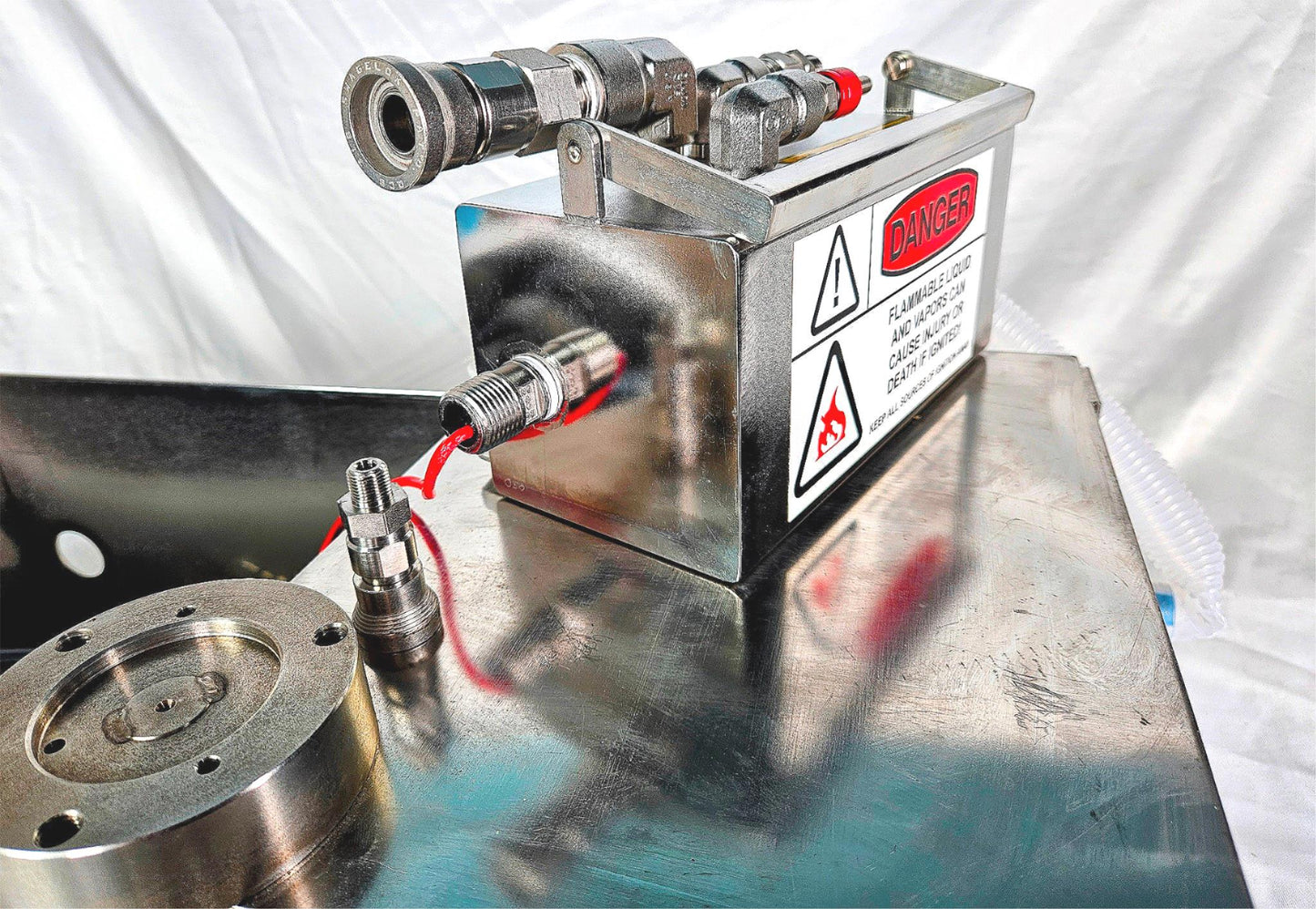 KARL SUSS HOT PLATE NANO WAFER SEALED PRESSURE PURGE FLAMMABLE VAPOR CONTAINER