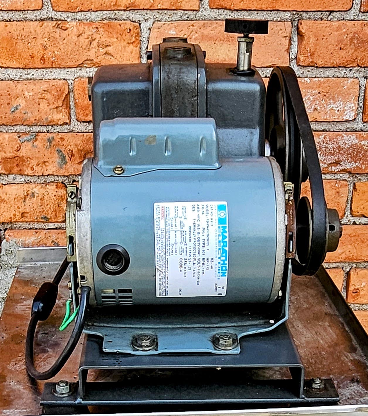 CENCO HyVac 7 BELT DUOSEAL TWO STAGE VACUUM PUMP 35LPM WATCH-VIDEO FREE-SHIP