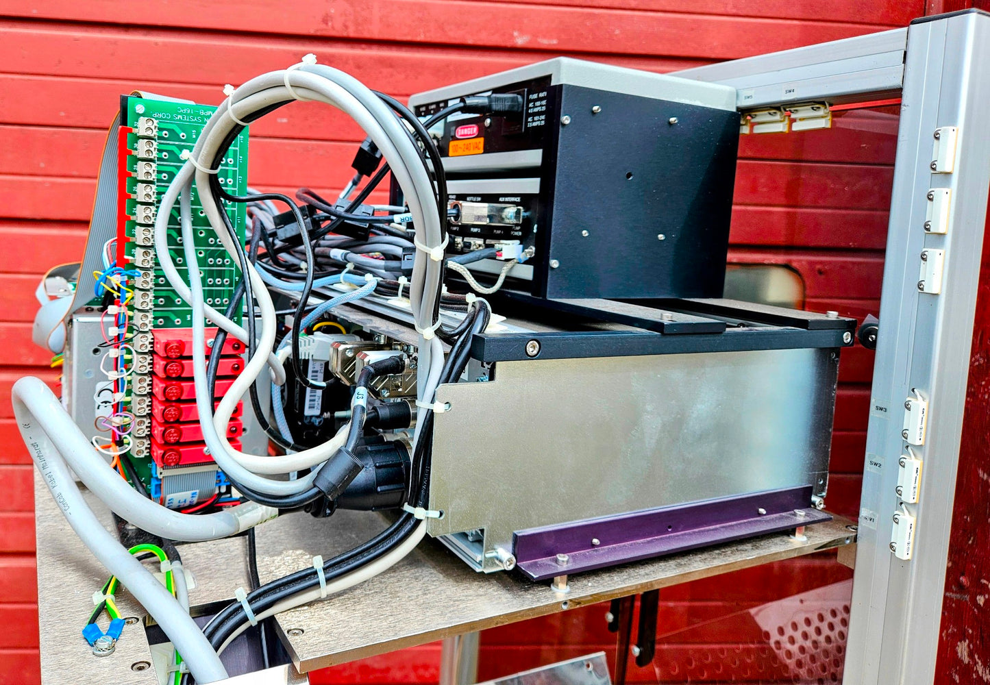 KARL SUSS MICROTEC RC8 CT 62 GYRSET SPIN COATER CYBOR NANOFABR WAFER CLUSTER