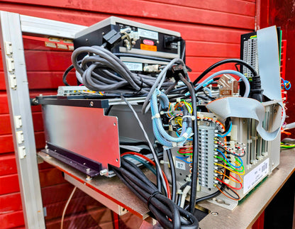 KARL SUSS MICROTEC RC8 CT 62 GYRSET SPIN COATER CYBOR NANOFABR WAFER CLUSTER