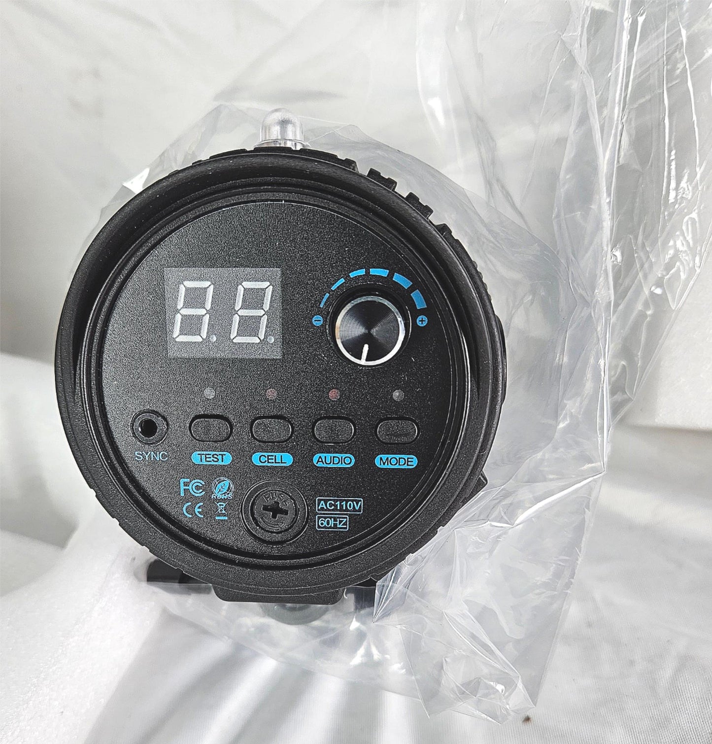 NEEWER N-300W™ STROBE FLASH LIGHT FOR STUDIO LOCATION PORTRAIT PHOTOGRAPHY BRNEW