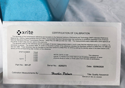 X-RITE 301 TRANSMISSION DENSITOMETER CALIB STRIP & MANUAL 90DAYWARRANTY FREESHIP