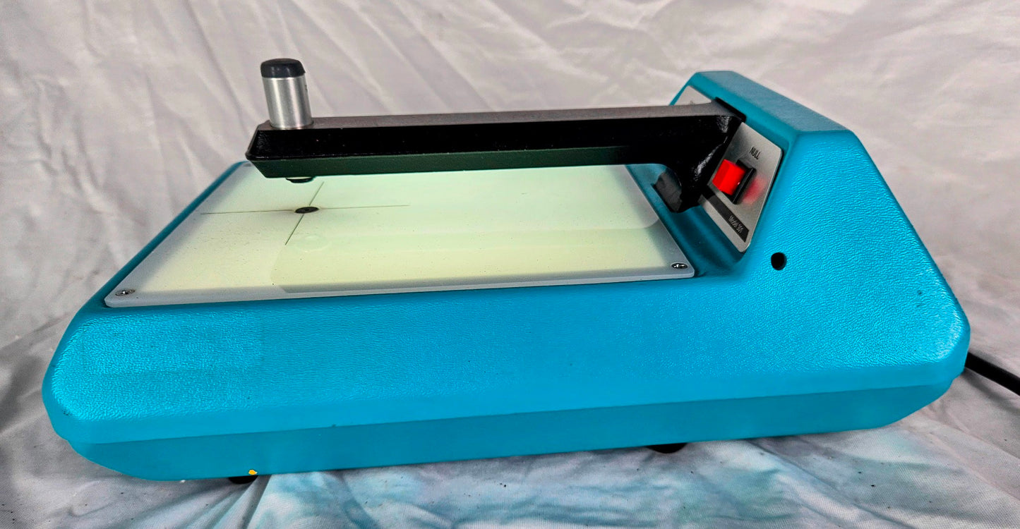 X-RITE 301 TRANSMISSION DENSITOMETER CALIB STRIP & MANUAL 90DAYWARRANTY FREESHIP