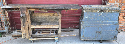VINTAGE RUSTIC PINE CARPENTER WORKBENCH w IRON VICE CLAMP & STORAGE TRUNK TOOLS