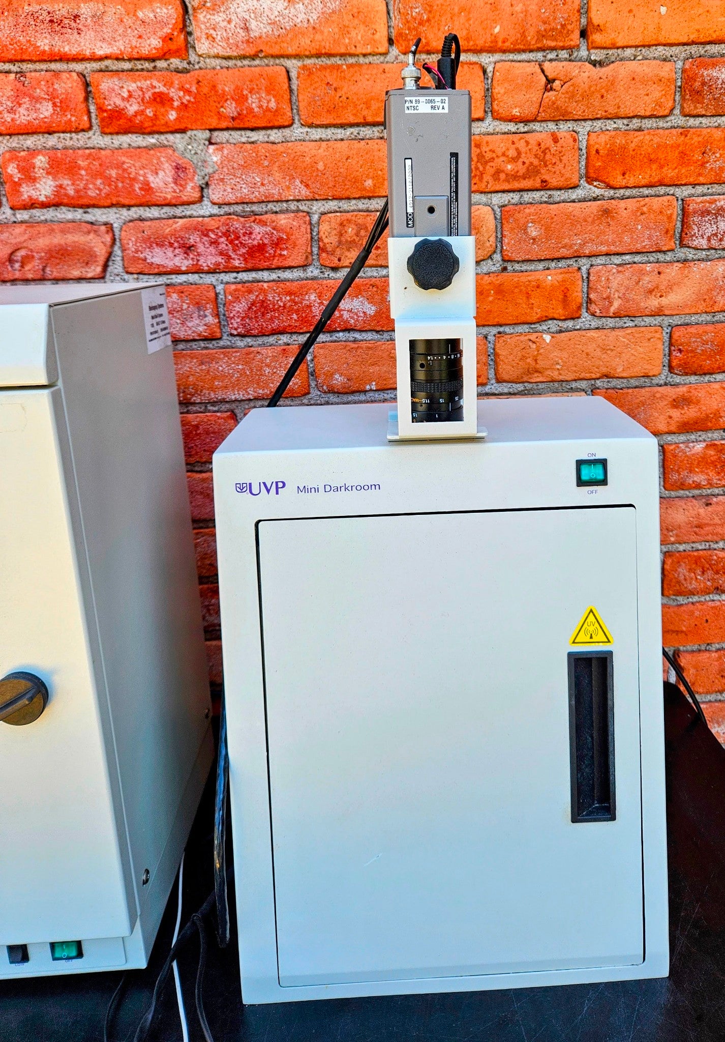 UVP MULTIDOC-IT DIGITALIMAGE SYSTEM MINI DARKROOM CANON TV ZOOM J6x11 MACRO LENS