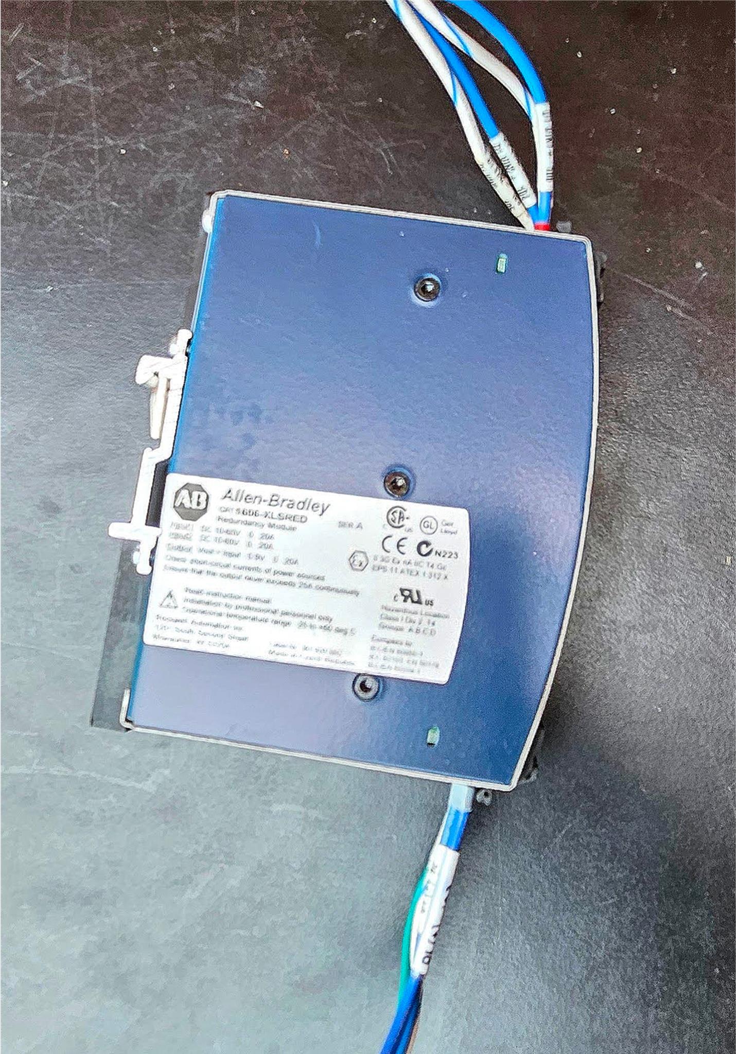 ALLEN BRADLEY 1606-XLS XLERED REDUNDANCY MODULE w/ INPUT MONITOR FREE SHIP