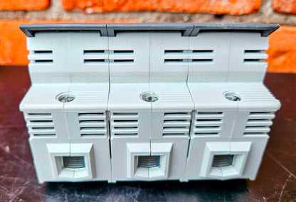 3PHASE ALLEN BRADLEY &  FERRAZ SHAWMUT AMP TRAP FREESHIP