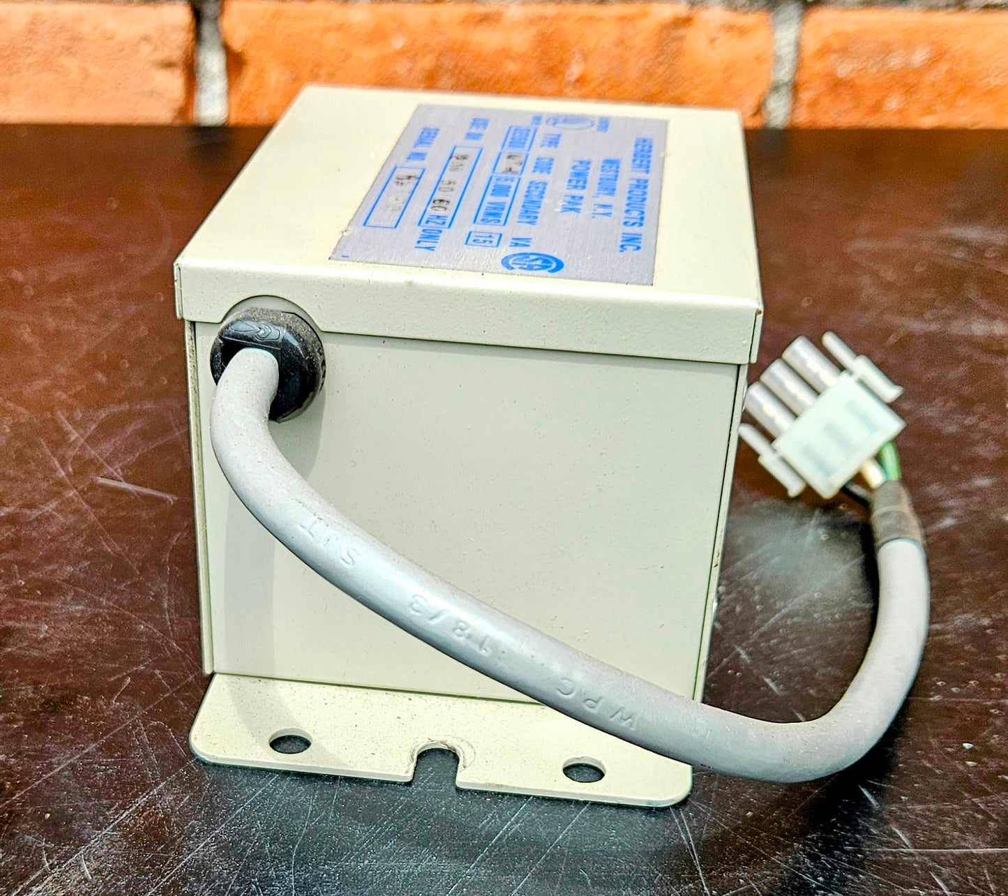 *WARRANTY* HERBERT PRODUCTS SEI508 UT-1 15VA POWER PAK 5.000VRMS *FREE SHIPPING*