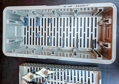 STRYKER SURGICAL 6001-35 LARGE STERILIZING TRAY with 8 KNEE INSTRUMENTS + MANUAL