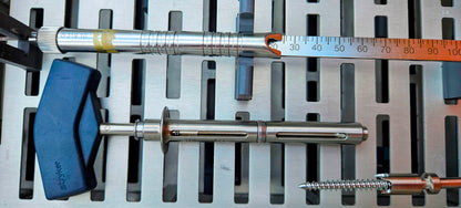 STRYKER SURGICAL NAVIGATION SYSTEM 6000-200 & SENSOR BAR & MONITOR but no CPU