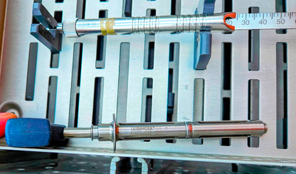 STRYKER SURGICAL NAVIGATION SYSTEM 6000-200 & SENSOR BAR & MONITOR but no CPU