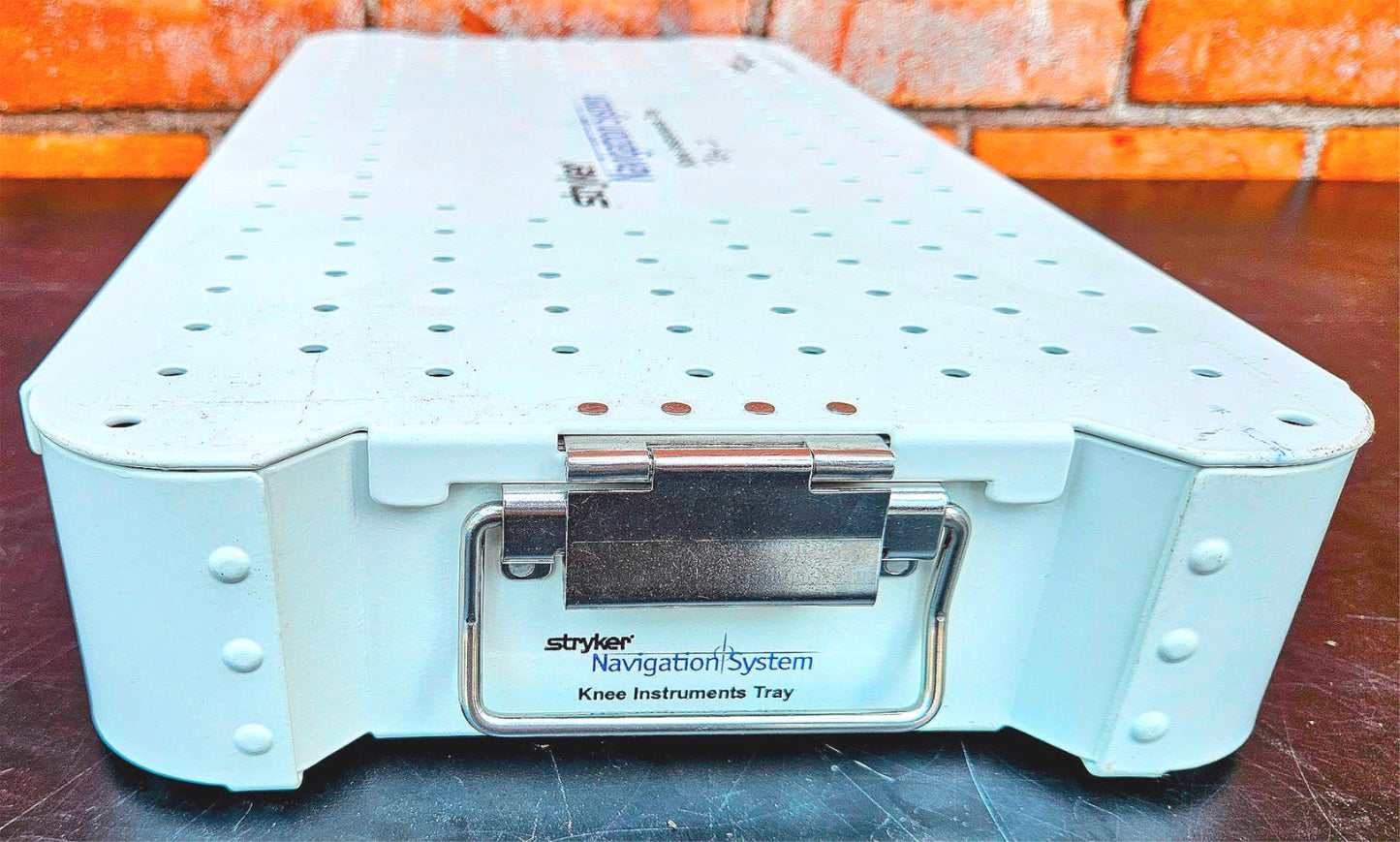 STRYKER SURGICAL NAVIGATION SYSTEM 6000-200 & SENSOR BAR & MONITOR but no CPU