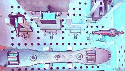 STRYKER SURGICAL NAVIGATION SYSTEM 6000-200 & SENSOR BAR & MONITOR but no CPU