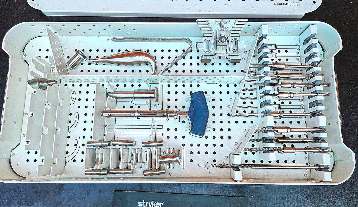 STRYKER SURGICAL NAVIGATION SYSTEM 6000-200 & SENSOR BAR & MONITOR but no CPU