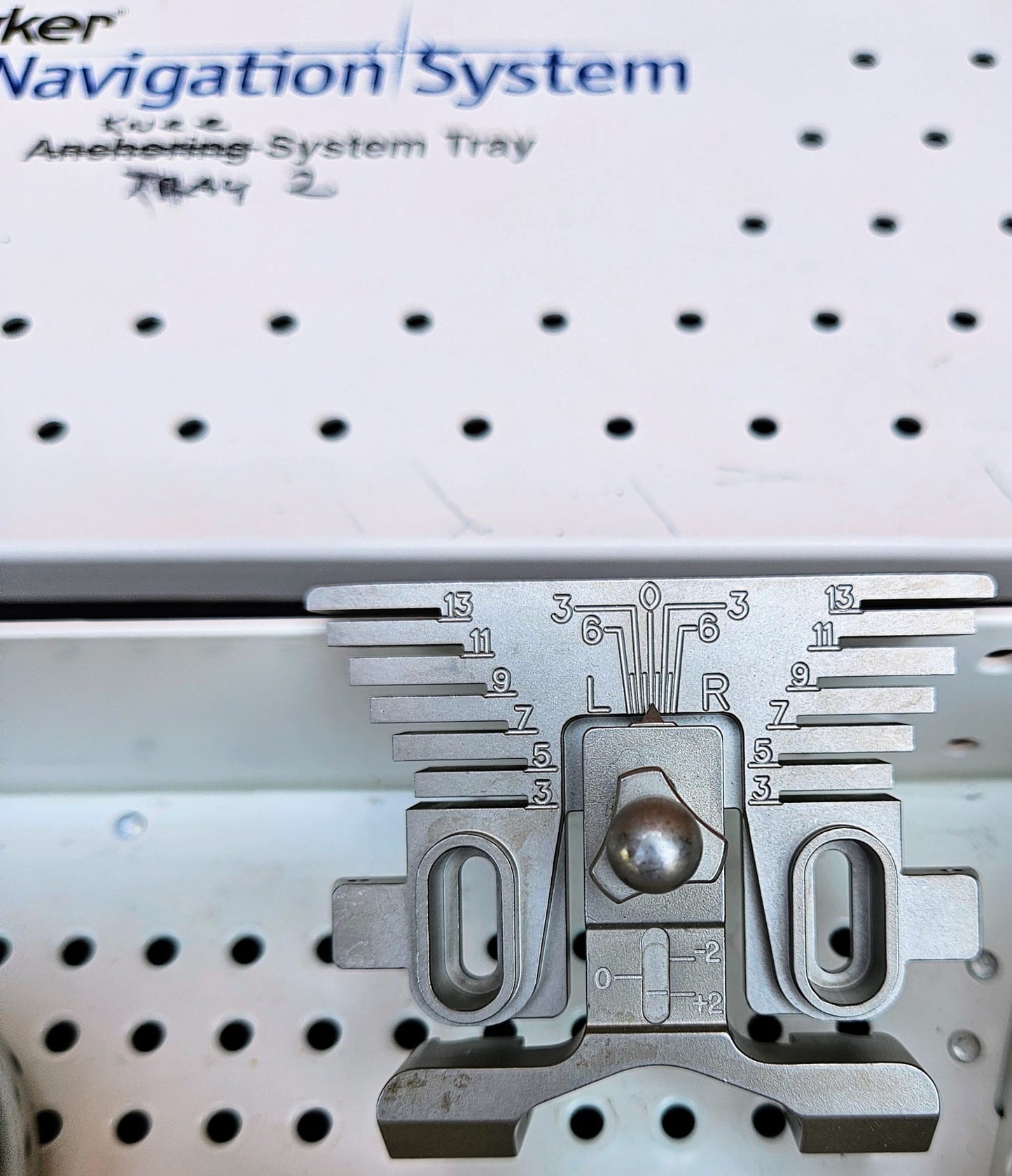 STRYKER 6000-040 SURGICAL NAVIGATION STERILIZING TRAY with 23 KNEE INSTRUMENTS