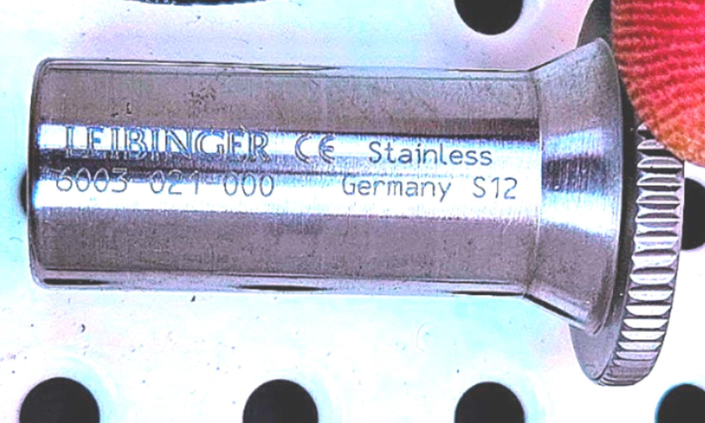 STRYKER 6000-040 SURGICAL NAVIGATION STERILIZING TRAY with 23 KNEE INSTRUMENTS