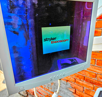 STRYKER SURGICAL NAVIGATION SYSTEM 6000-200 & SENSOR BAR & MONITOR but no CPU