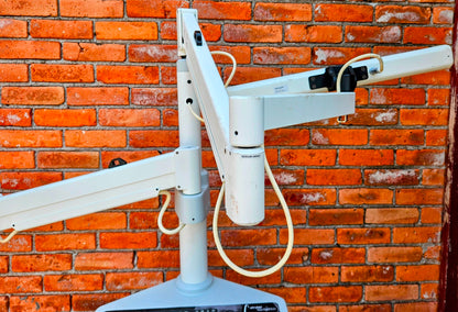 STRYKER SURGICAL NAVIGATION SYSTEM 6000-200 & SENSOR BAR & MONITOR but no CPU