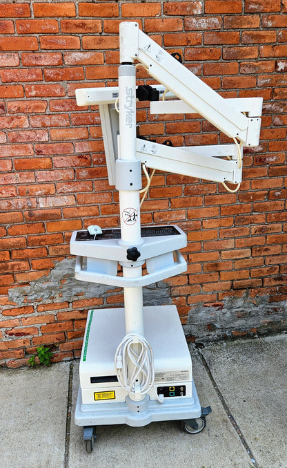 STRYKER SURGICAL NAVIGATION SYSTEM 6000-200 & SENSOR BAR & MONITOR but no CPU