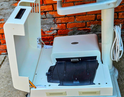 STRYKER SURGICAL NAVIGATION SYSTEM 6000-200 & SENSOR BAR & MONITOR but no CPU