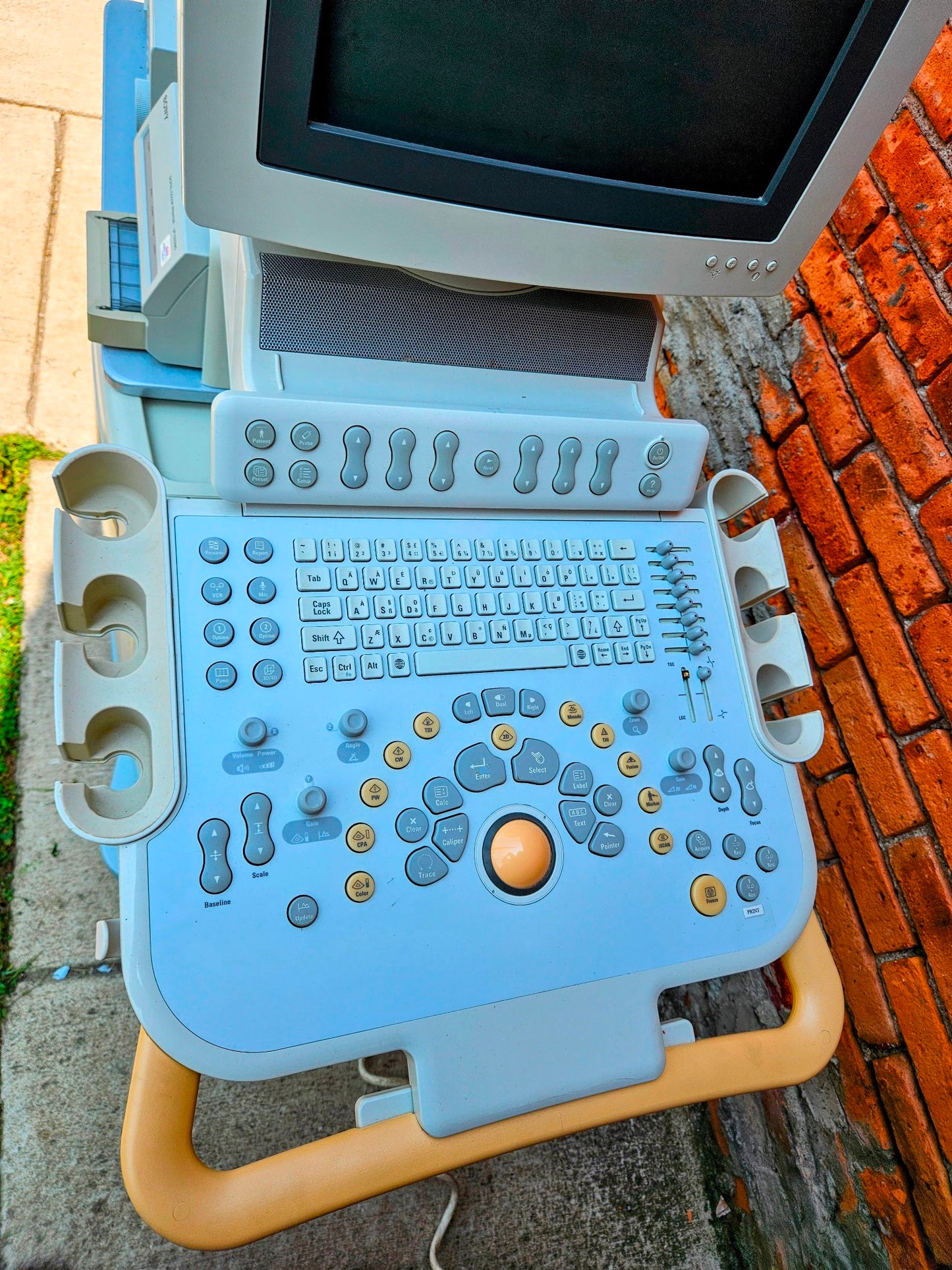 100% PHILIPS HD11 DIAGNOSTIC RADIOLOGY IMAGING ULTRASOUND NO PROBES FREESHIPPING