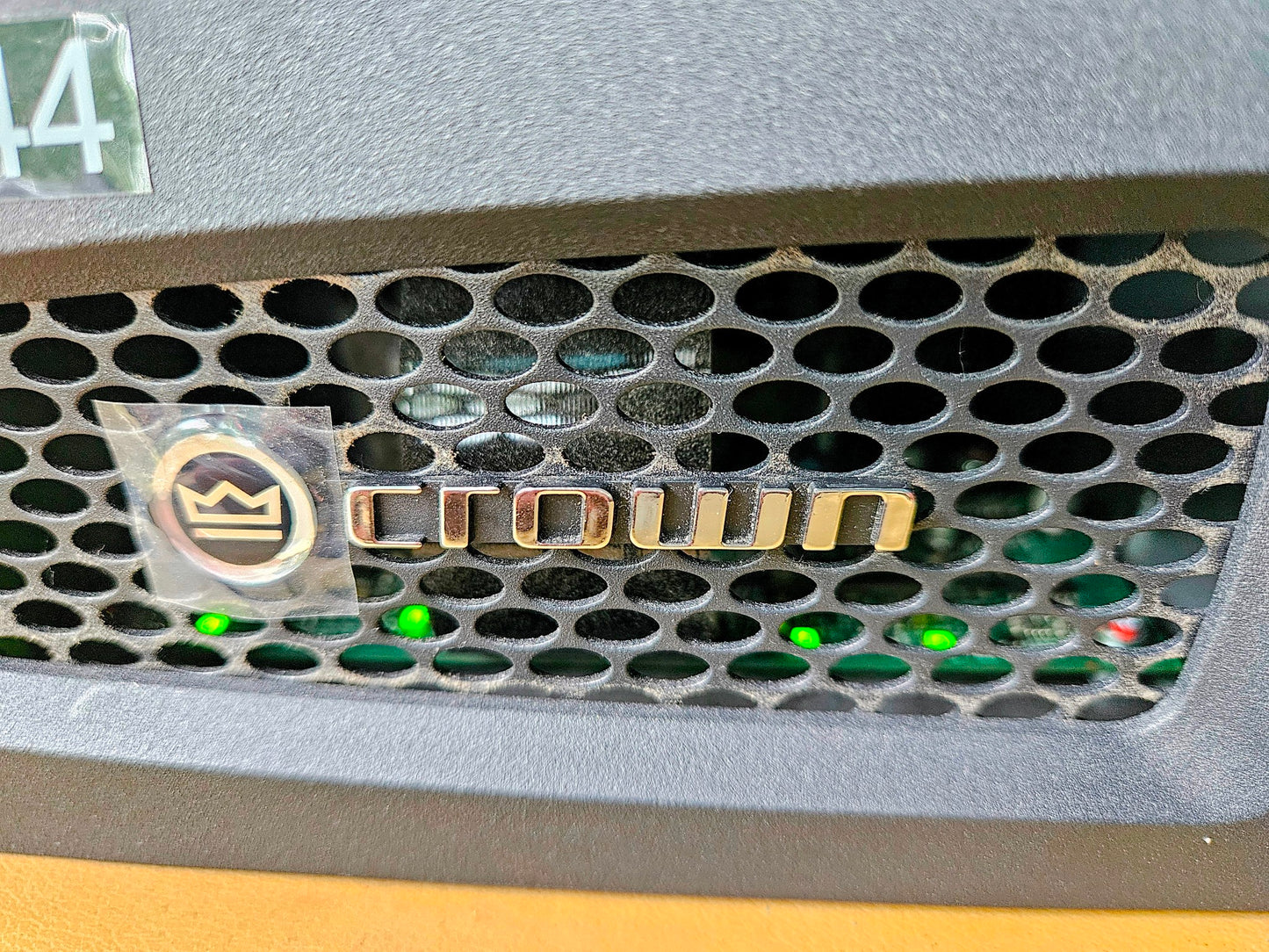 For-Parts CROWN DCi 4x600MX DRIVECORE 4x600WATT CHANNELS with OPERATIONAL MANUAL