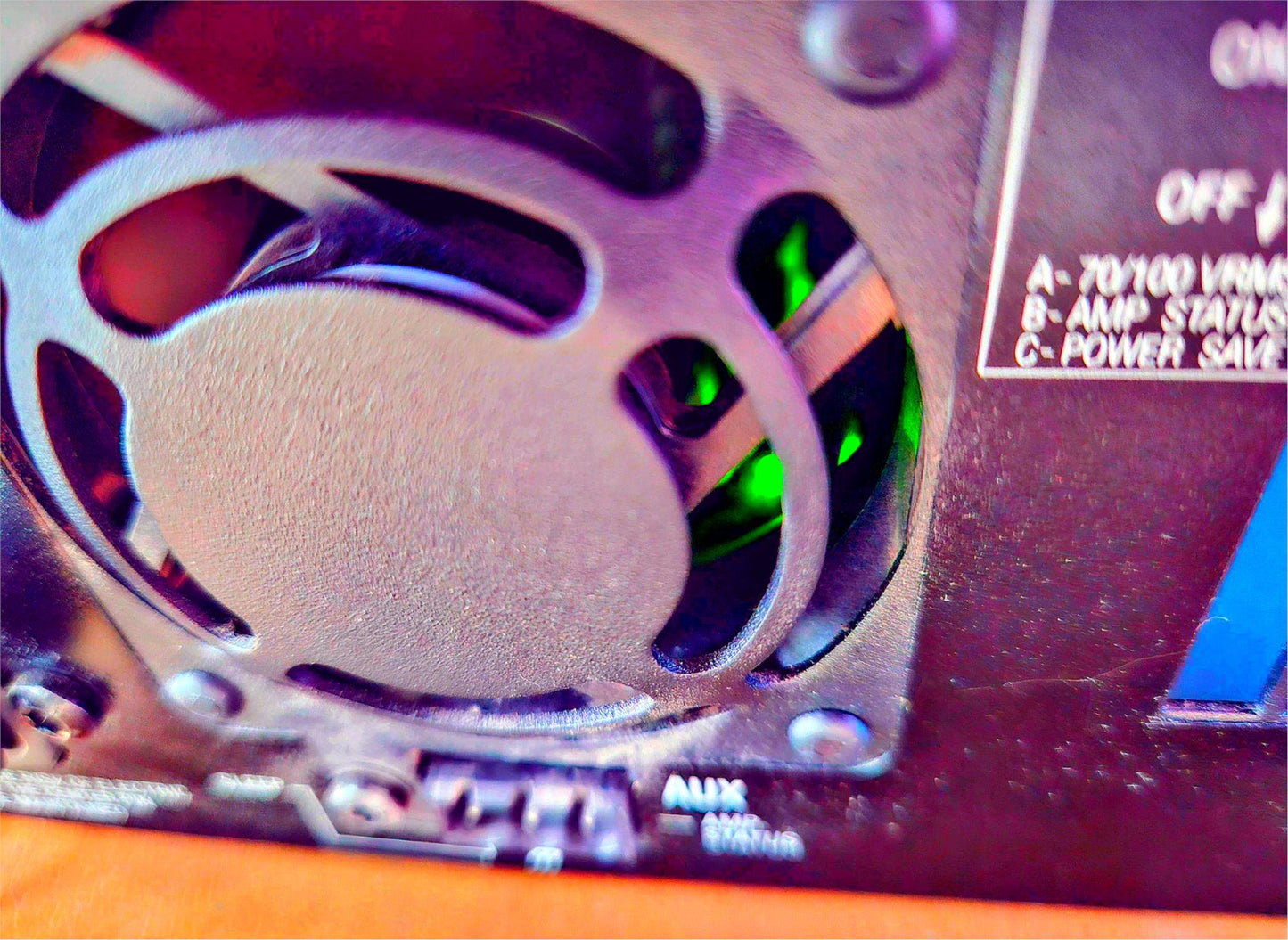 For-Parts CROWN DCi 4x600MX DRIVECORE 4x600WATT CHANNELS with OPERATIONAL MANUAL