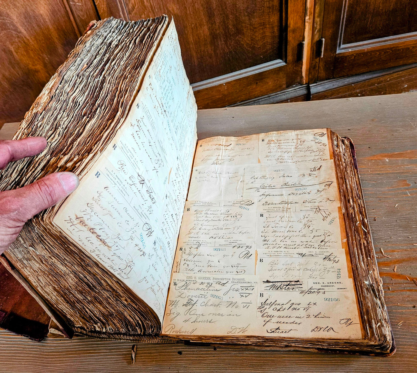 RARE 1900s VINTAGE ORIGINAL 3 MEDICAL PRESCRIPTION PHARMACY RECEIPT BOOK DOCTOR