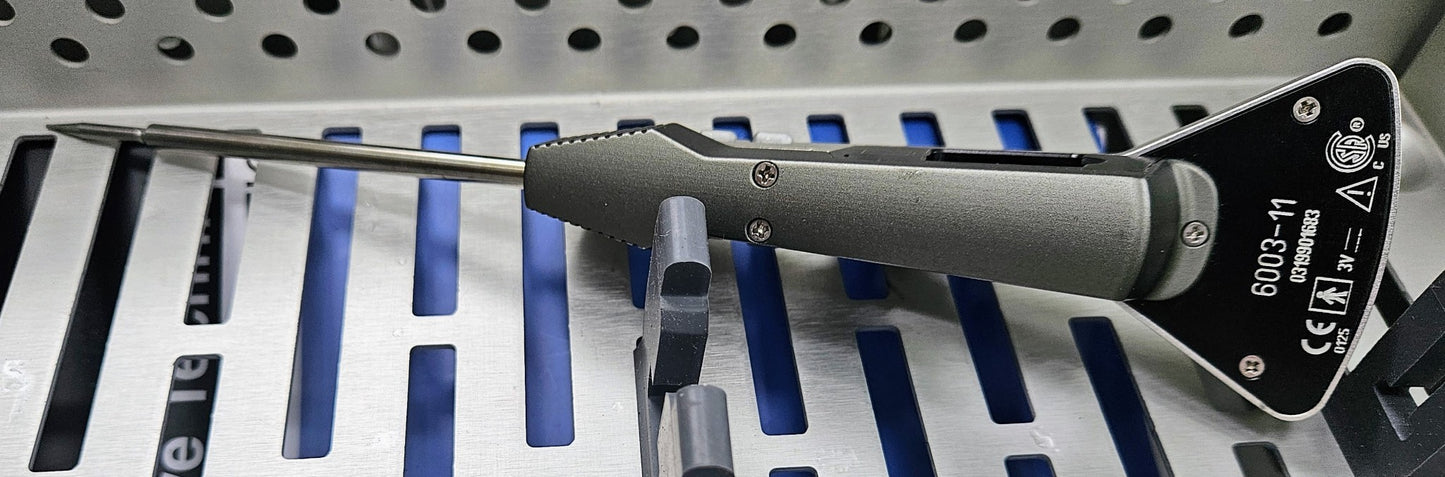 STRYKER SURGICAL 6001-35 LARGE STERILIZING TRAY with 8 KNEE INSTRUMENTS + MANUAL