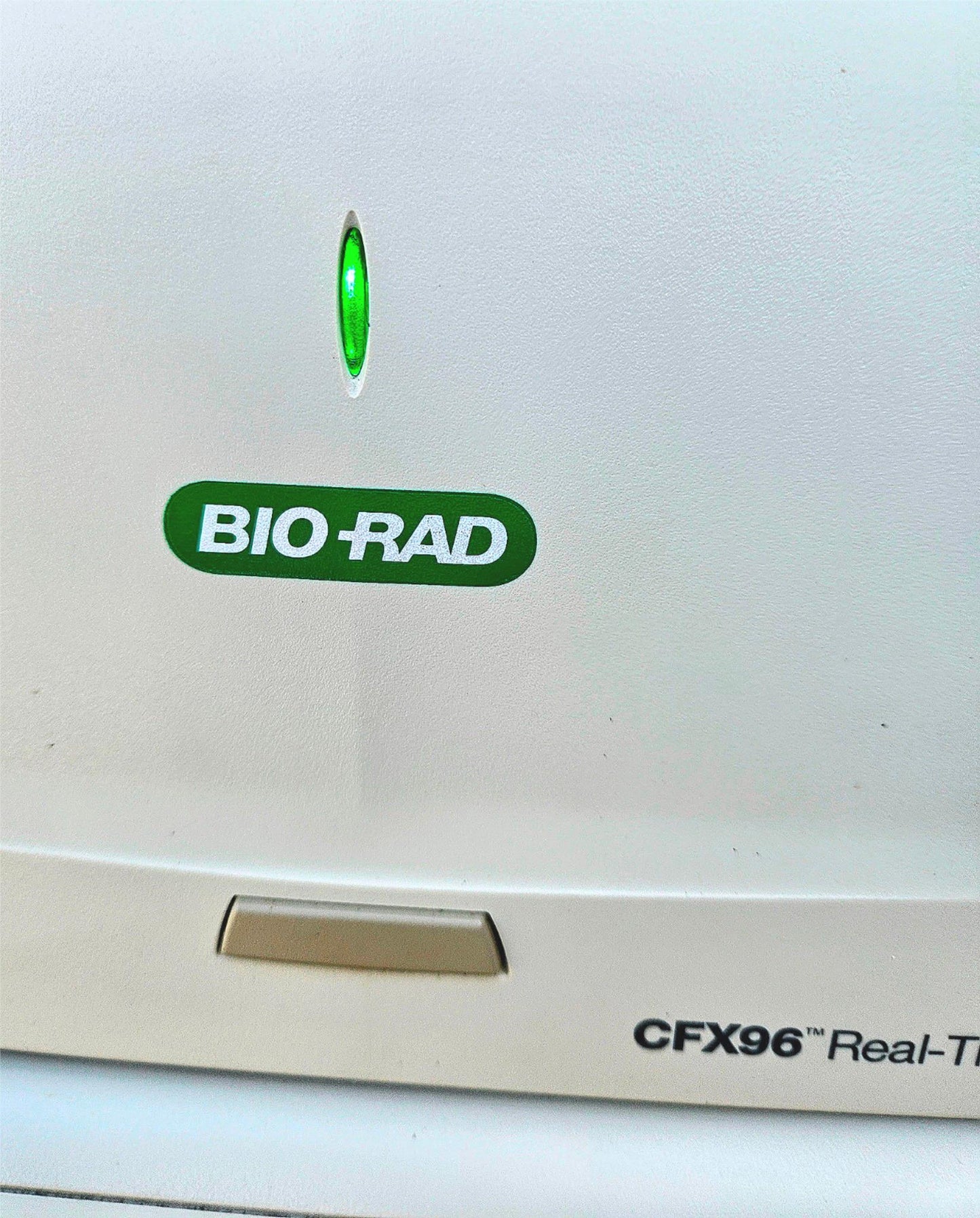 BIO-RAD C1000 THERMAL CYCLER CFX96 OPTICS MODULE POWER ON WATCH VIDEO FREE SHIP
