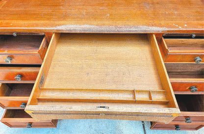 VINTAGE STOW DAVIS UofM LAW SCHOOL DESK 66"x 36"x 30" Inch 8 DRAWERS FREE SHIP