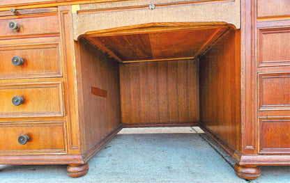 VINTAGE STOW DAVIS UofM LAW SCHOOL DESK 66"x 36"x 30" Inch 8 DRAWERS FREE SHIP