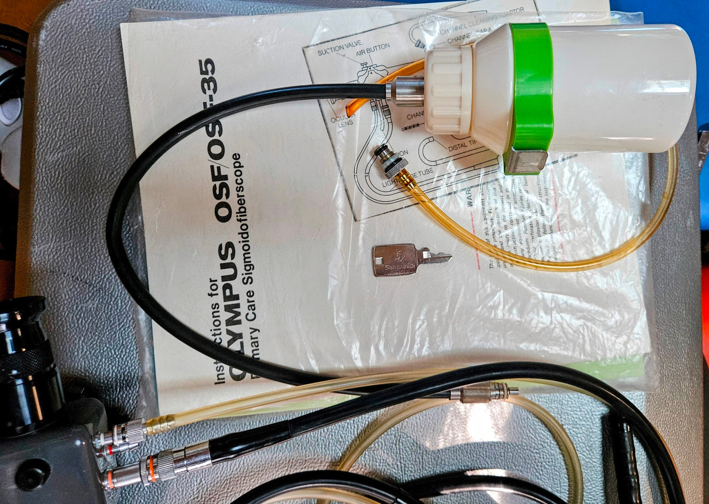 90-DAYWARRANTY OLYMPUS OSF-35 FIBERSCOPE & CLK-3 LIGHTSOURCE CASE KEY WATCHVIDEO