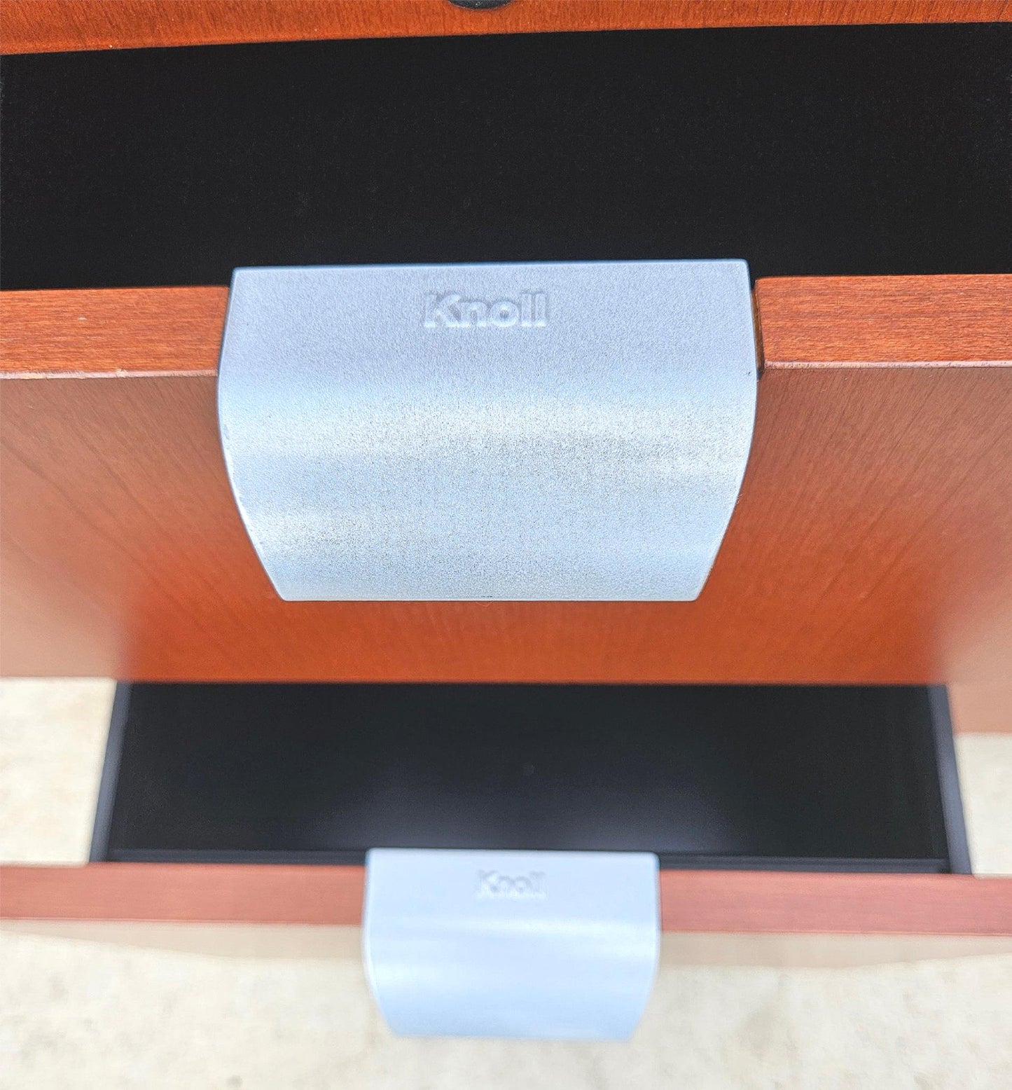 KNOLL 4 POSITION MODERN 2000's LOCKABLE CREDENZA by FLORENCE KNOLL FREE SHIPPING