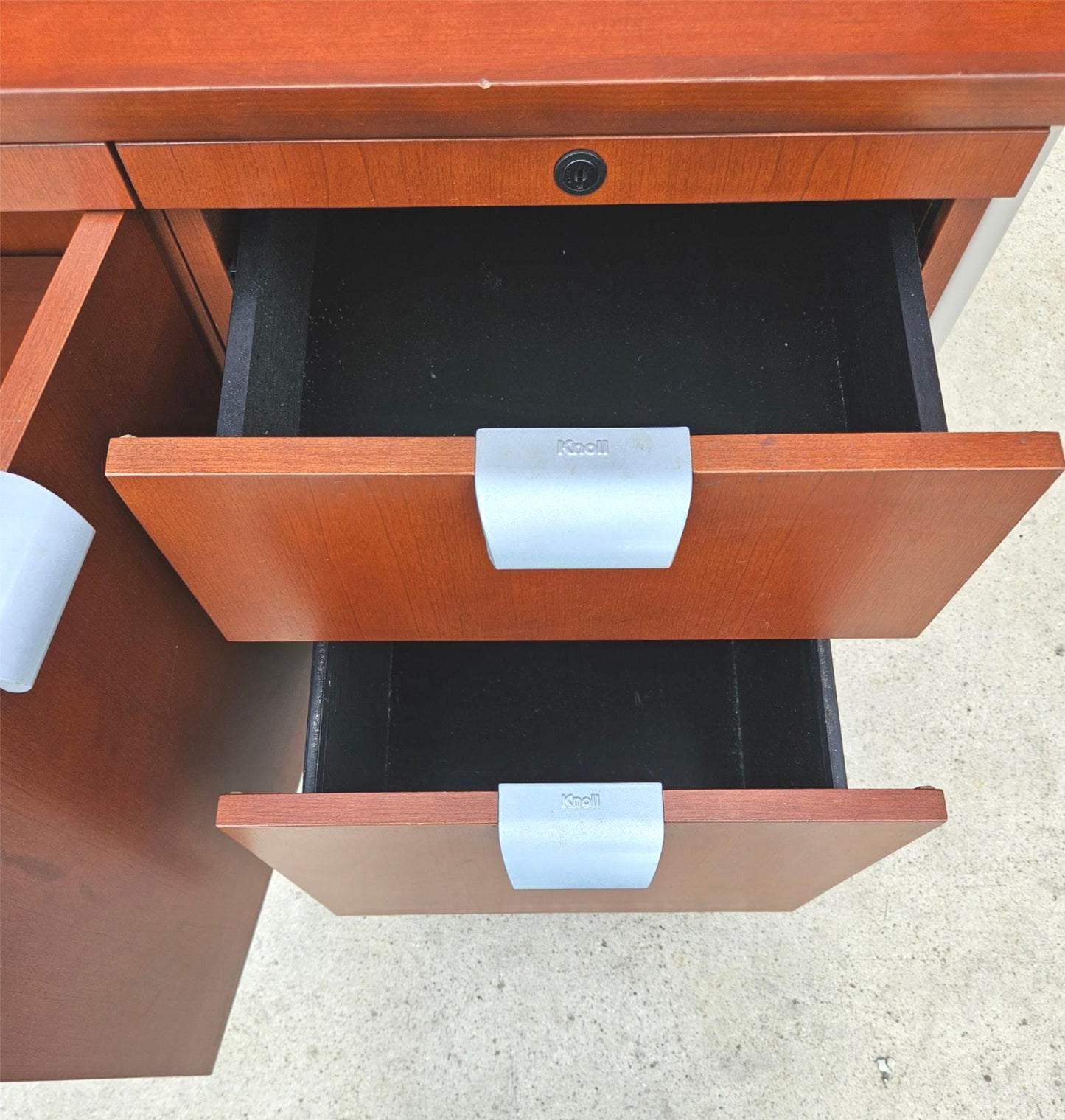 KNOLL 4 POSITION MODERN 2000's LOCKABLE CREDENZA by FLORENCE KNOLL FREE SHIPPING