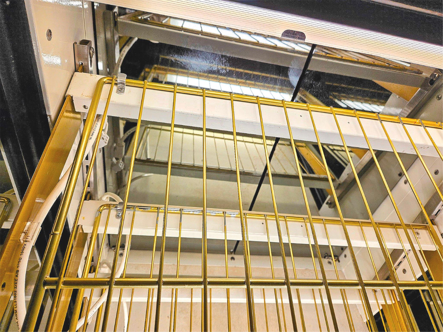 WARRANTY 31"x 48"x35" FEDERAL CURVED GLASS LIGHT BAKERY DISPLAY CABINET FREESHIP