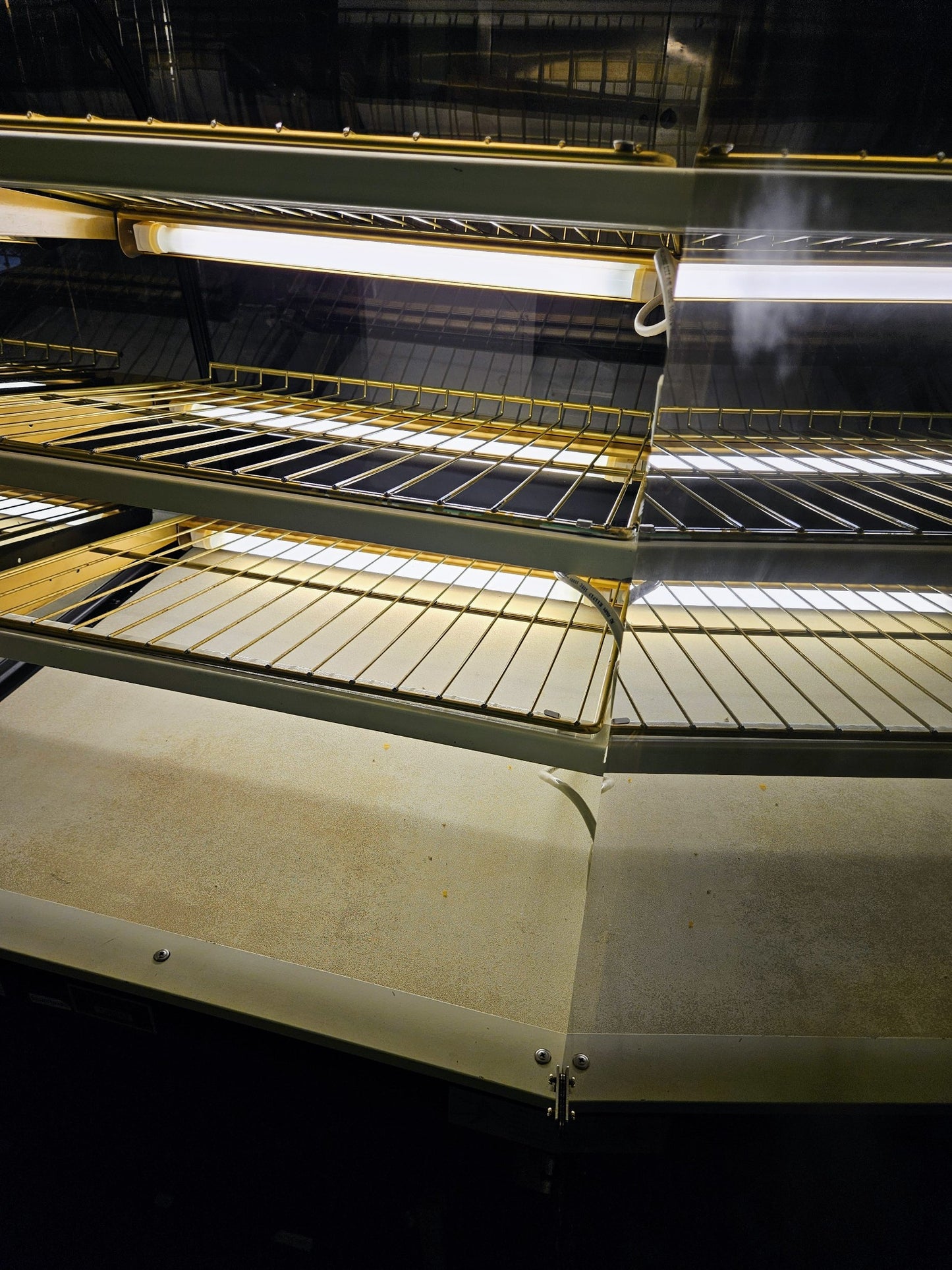 WARRANTY 31"x 48"x35" FEDERAL CURVED GLASS LIGHT BAKERY DISPLAY CABINET FREESHIP