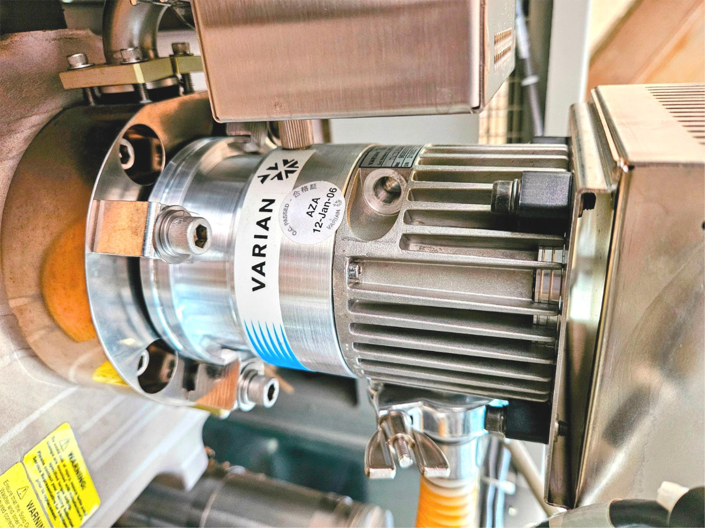 90-DAY-WARRANTY VARIAN TURBOV-70 PUMP w/ TURBO V70 RACK CONTROLLER FREESHIP