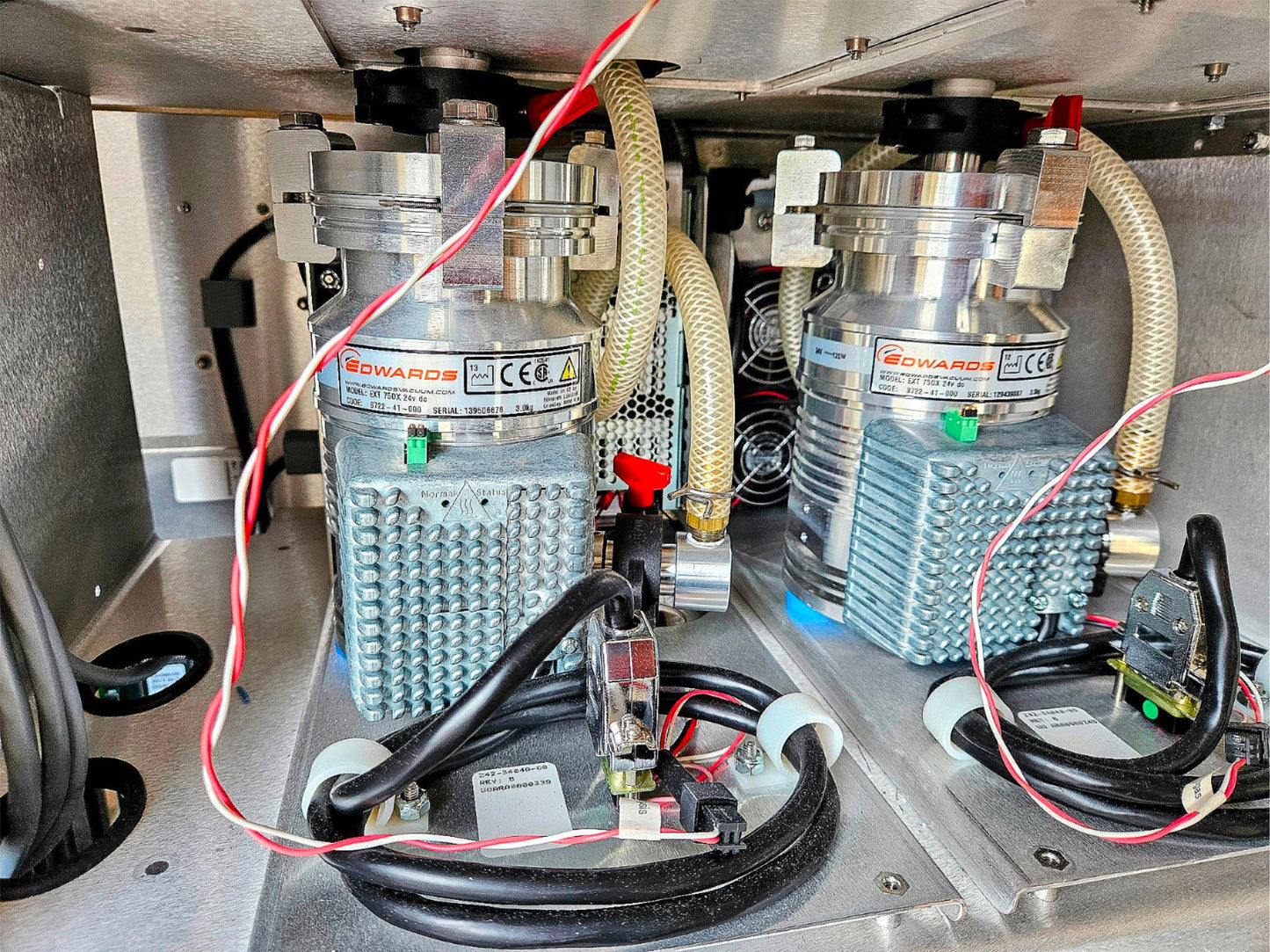 MICROMERITICS® ASAP 2020 SURFACE AREA & POROSITY ANALYZER EDWARDS EXT 75DX PUMP