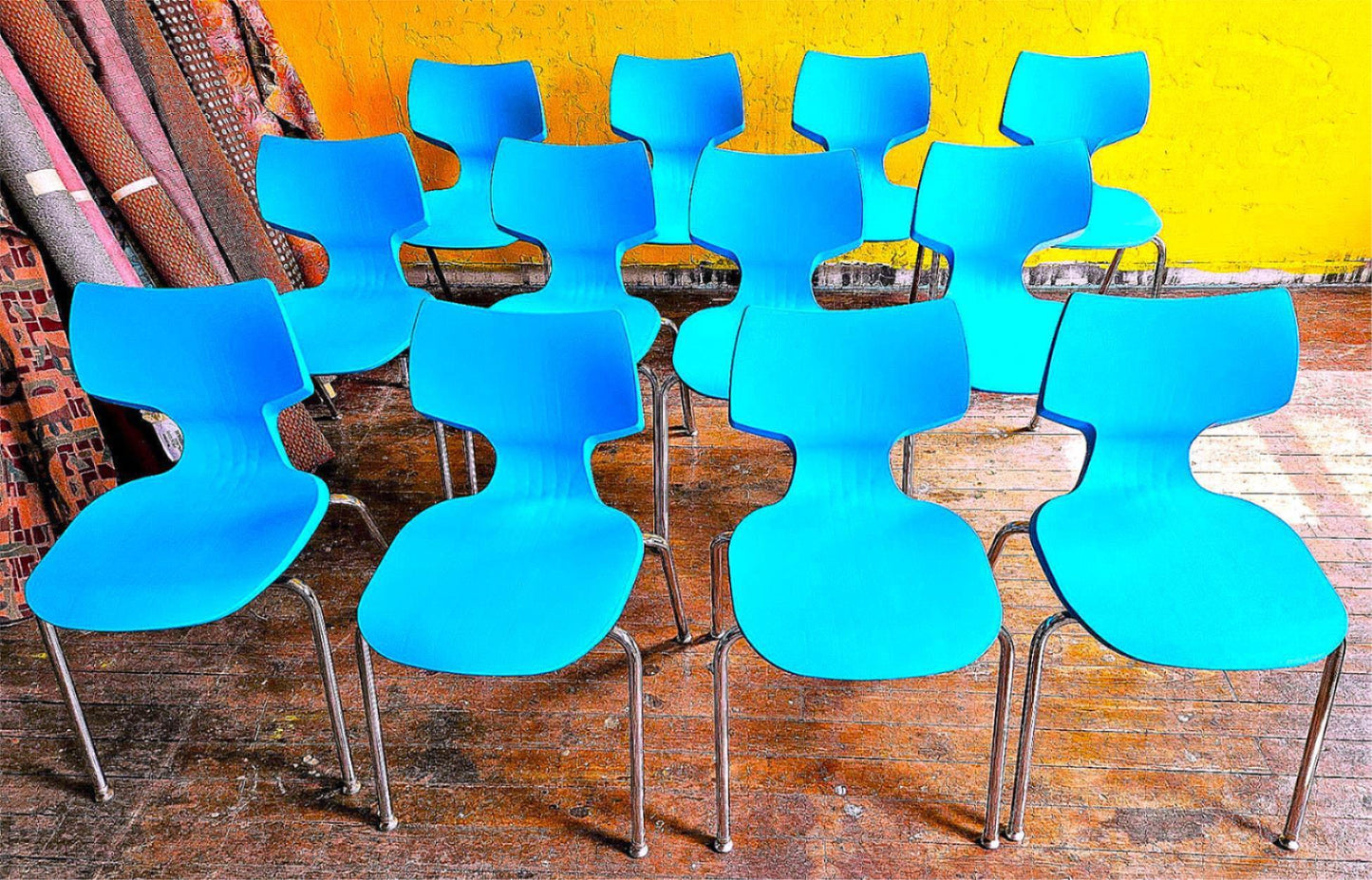 LOT 12 SMITH SYSTEM FLAVORS MODERN SCULPTED HOT MOULDED STACKING CHAIRS FREESHIP