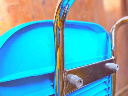 LOT 12 SMITH SYSTEM FLAVORS MODERN SCULPTED HOT MOULDED STACKING CHAIRS FREESHIP