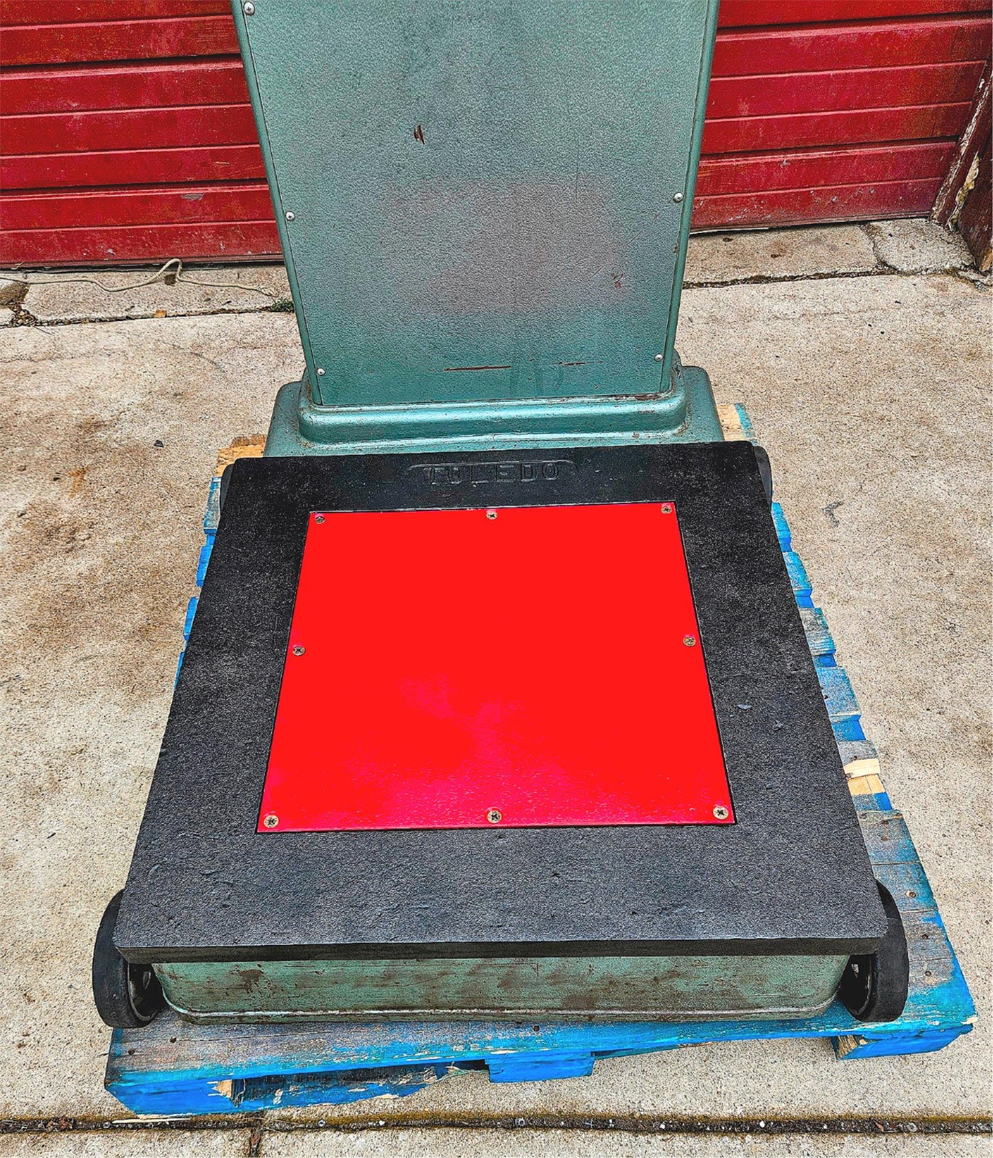 PERFECT VINTAGE ORIGINAL TOLEDO 750LB BEAM & DIAL PLATFORM GRAIN SCALE FREE SHIP