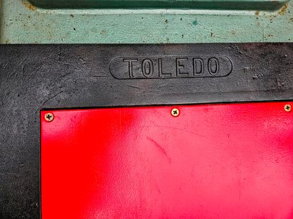 PERFECT VINTAGE ORIGINAL TOLEDO 750LB BEAM & DIAL PLATFORM GRAIN SCALE FREE SHIP