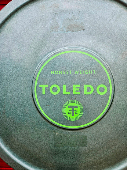 PERFECT VINTAGE ORIGINAL TOLEDO 750LB BEAM & DIAL PLATFORM GRAIN SCALE FREE SHIP